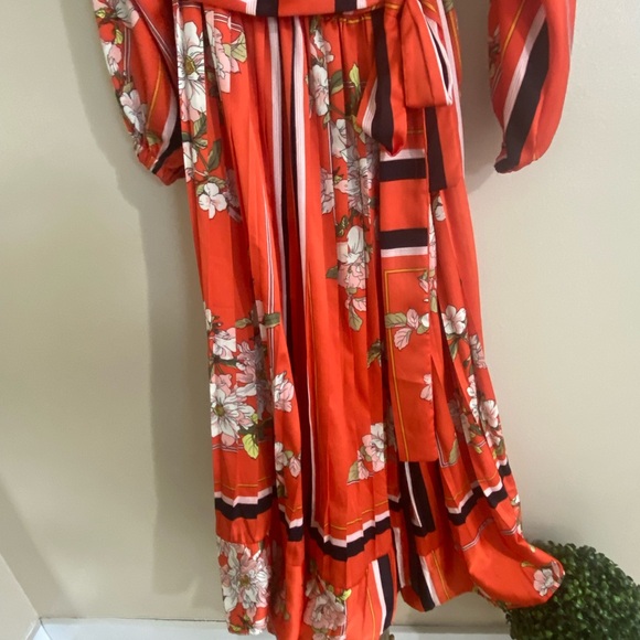 L'ATISTE Red Floral Long Sleeve Dress - Picture 5 of 6